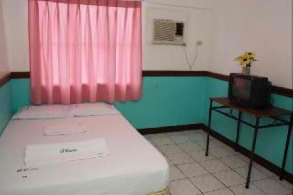 Gv Hotel - Camiguin Mambajao Szoba fotó